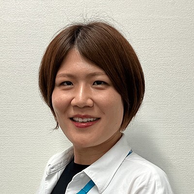 荒川 真里奈